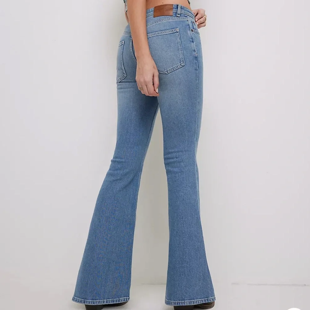 We the Free Love Bomb Flare Jeans Size 28 NWT NEW Free People Dynamite Color - Picture 2 of 15